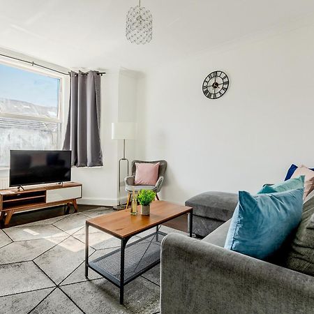 Bright 2Br Flat, Forest Gate, East London Londres Exterior foto