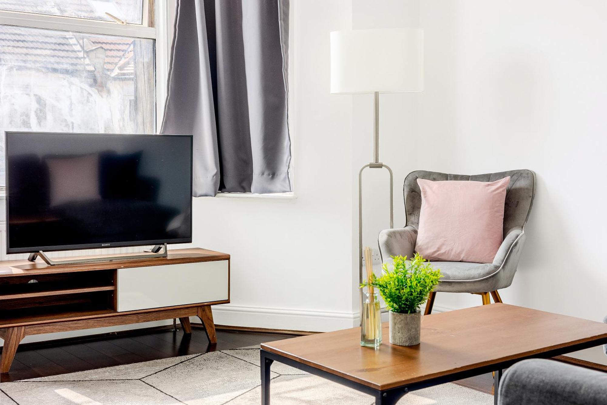 Bright 2Br Flat, Forest Gate, East London Londres Exterior foto
