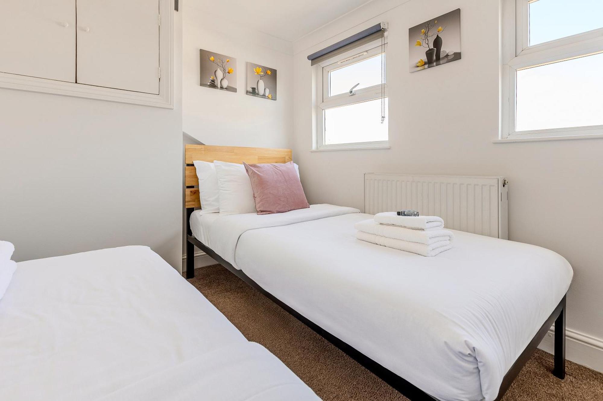 Bright 2Br Flat, Forest Gate, East London Londres Exterior foto